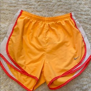 🌻CLEARANCE SALE🌻 Nike dry fit running shorts